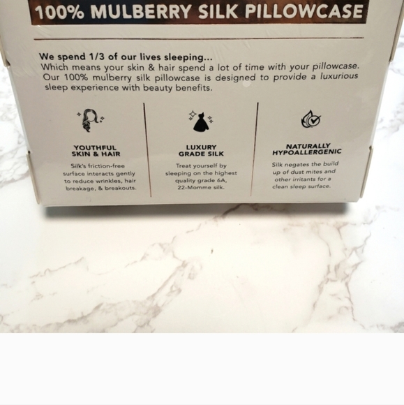Mulberry Silk pillowcase for frizz-free hair Breathable silk pillowcase … - Picture 2 of 3